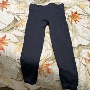 Spanx 3/4 legging Large